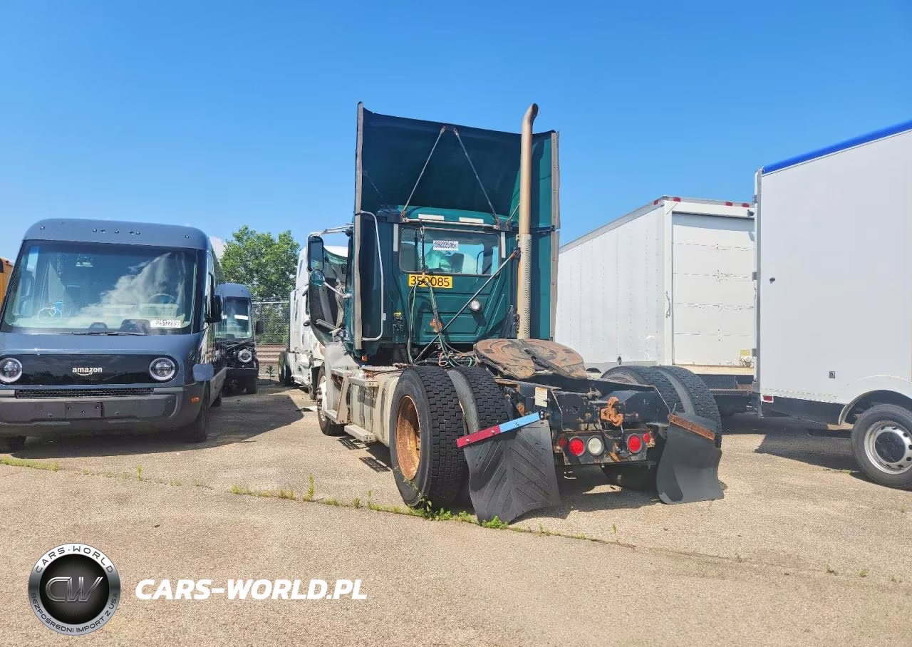 2016 Mack Cxu612 Semi Truck VIN:1M1AW01X3GM008031 - 9