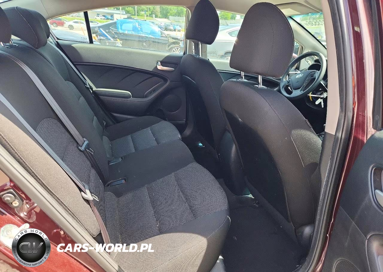 2017 Kia Forte Lx VIN:3KPFK4A76HE065994 - 10