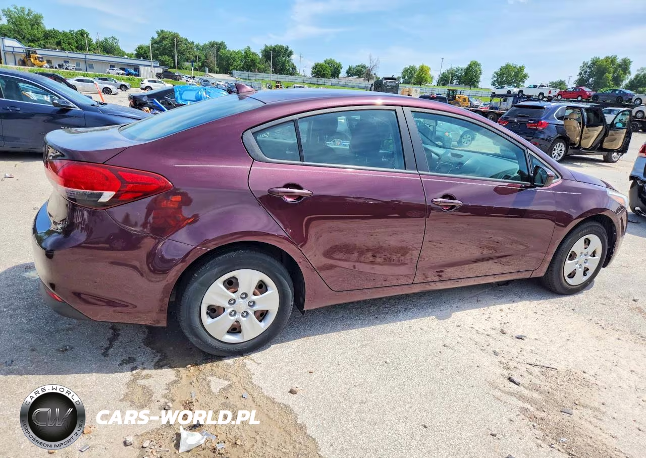 2017 Kia Forte Lx VIN:3KPFK4A76HE065994 - 3