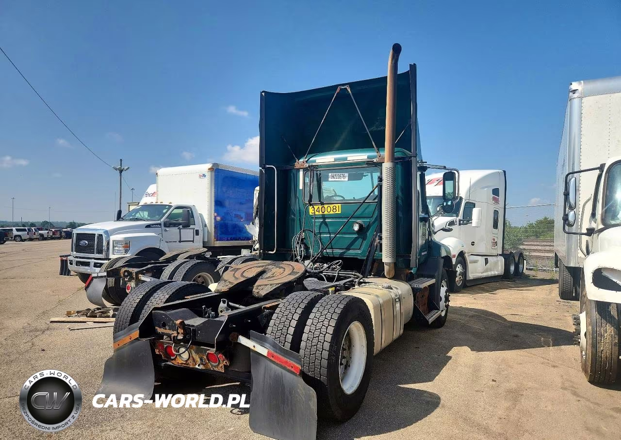 2015 Mack Cxu612 Semi Truck VIN:1M1AW01X5FM007414 - 4