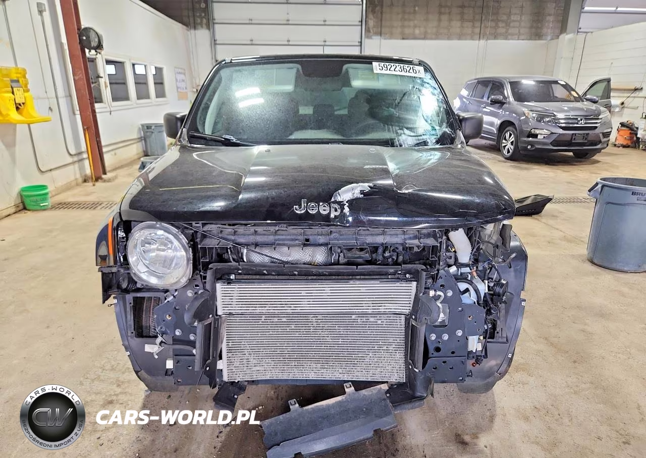 2020 Jeep Renegade Sport VIN:ZACNJBAB6LPL25469 - 5