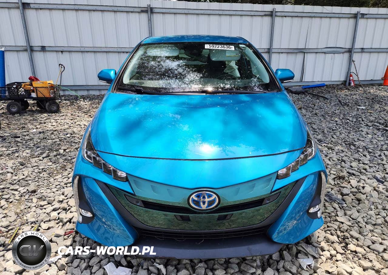 2017 Toyota Prius Prime Advanced VIN:JTDKARFP4H3019899 - 5