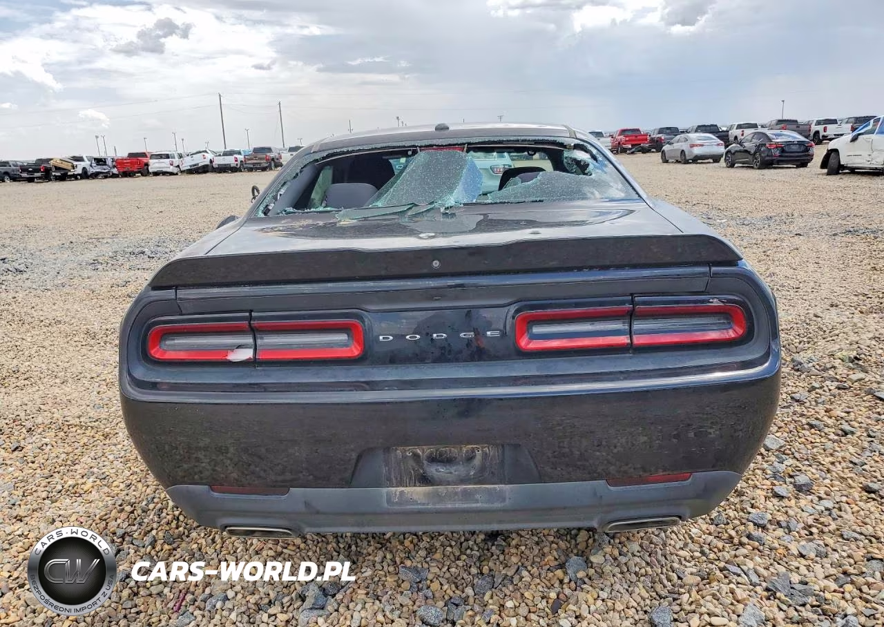 2018 Dodge Challenger Sxt VIN:2C3CDZAG7JH302940 - 6