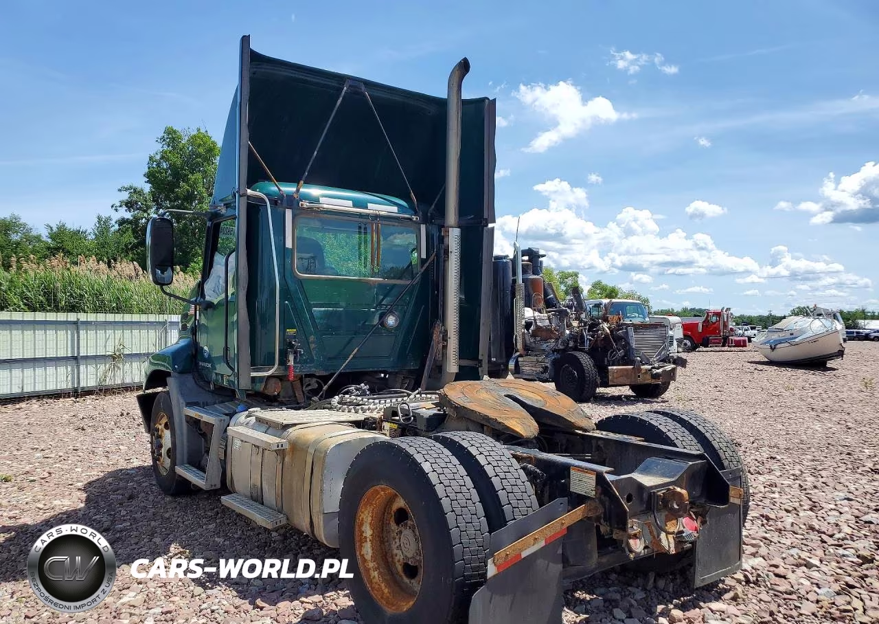 2017 Mack Cxu612 Semi Truck VIN:1M1AW01X3HM009455 - 2
