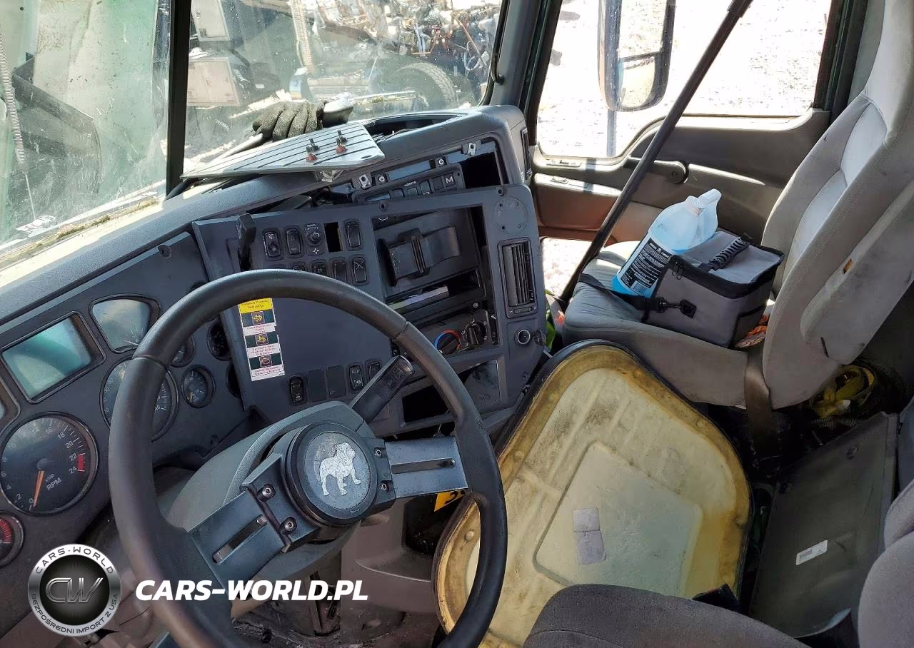2017 Mack Cxu612 Semi Truck VIN:1M1AW01X3HM009455 - 8
