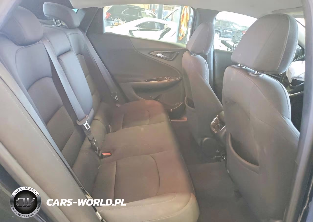 2017 Chevrolet Malibu Lt VIN:1G1ZE5ST7HF193892 - 10