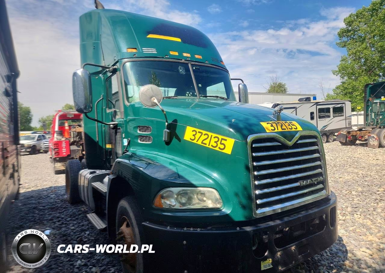 2018 Mack Cxu612 Semi Truck – zdjęcie 1 z 10