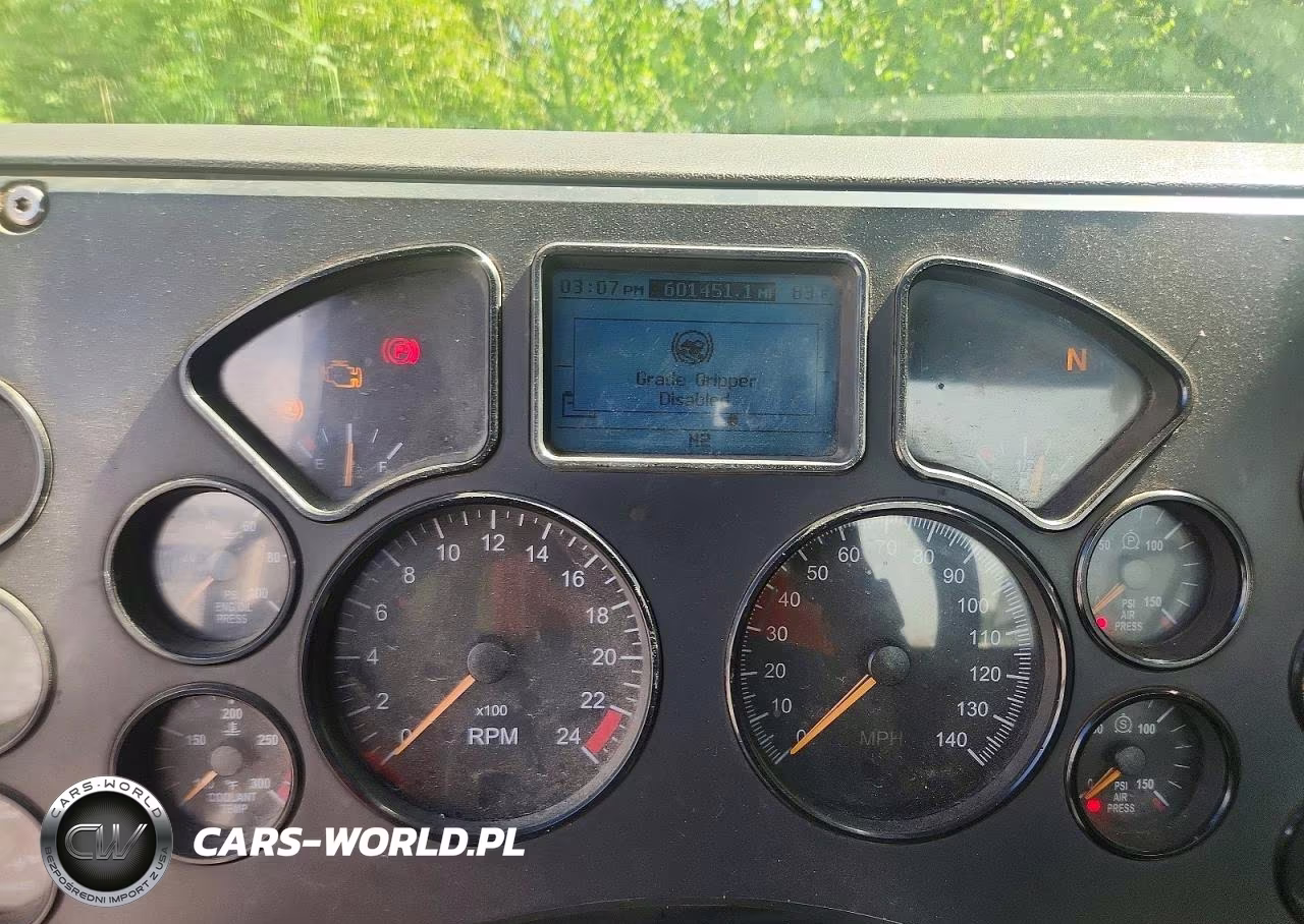 2018 Mack Cxu612 Semi Truck VIN:1M1AW01X5JM010466 - 8