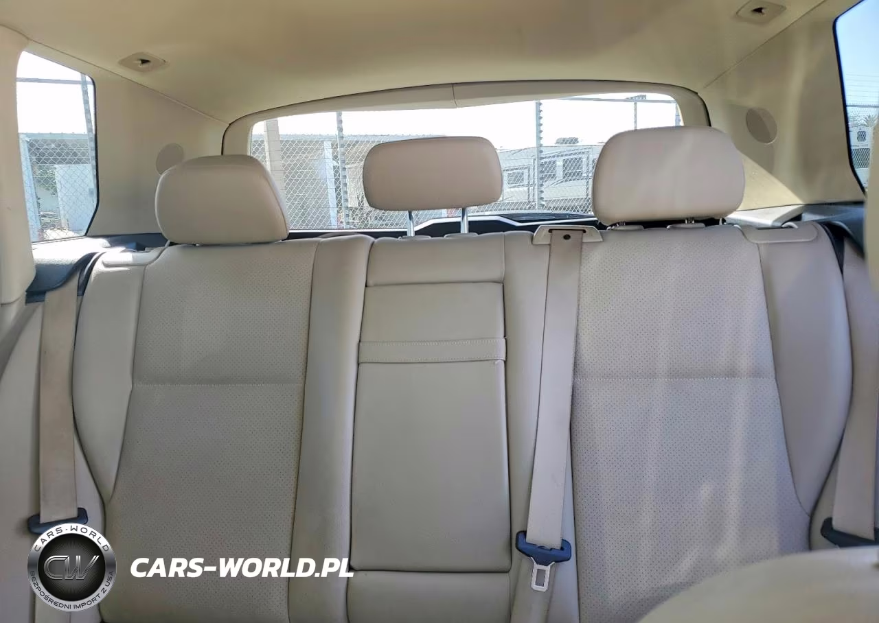 2010 Mercedes-Benz Glk 350 4Matic VIN:WDCGG8HB5AF465574 - 10
