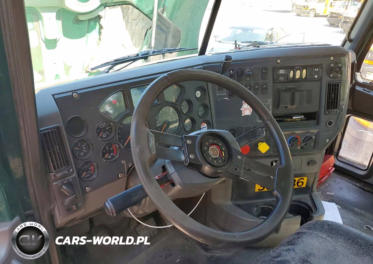 2017 Mack 600 Cxu600 VIN:1M1AW01X3HM009794 - 8