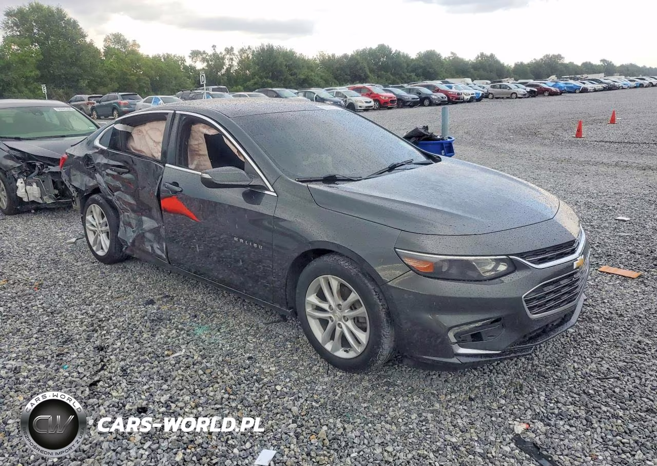 2018 Chevrolet Malibu Lt VIN:1G1ZD5ST4JF139703 - 4