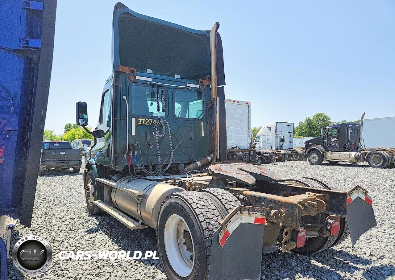 2018 Freightliner Cascadia 113 Semi Truck VIN:3AKBGADV6JSJL4573 - 2