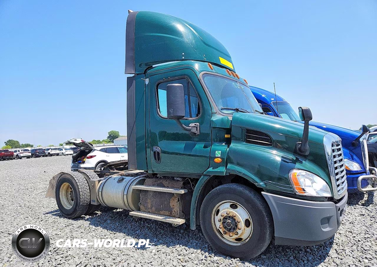 2018 Freightliner Cascadia 113 Semi Truck VIN:3AKBGADV6JSJL4573 - 4