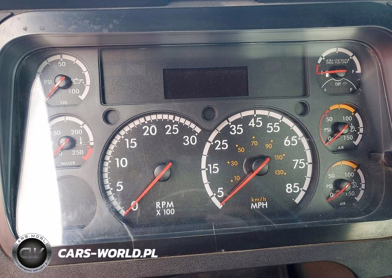 2016 Freightliner Cascadia 113 Semi Truck VIN:3AKBGADV5GDHE0202 - 8