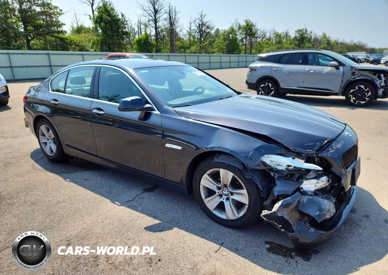 2013 BMW 528 I VIN:WBAXG5C51DDY36085 - 4