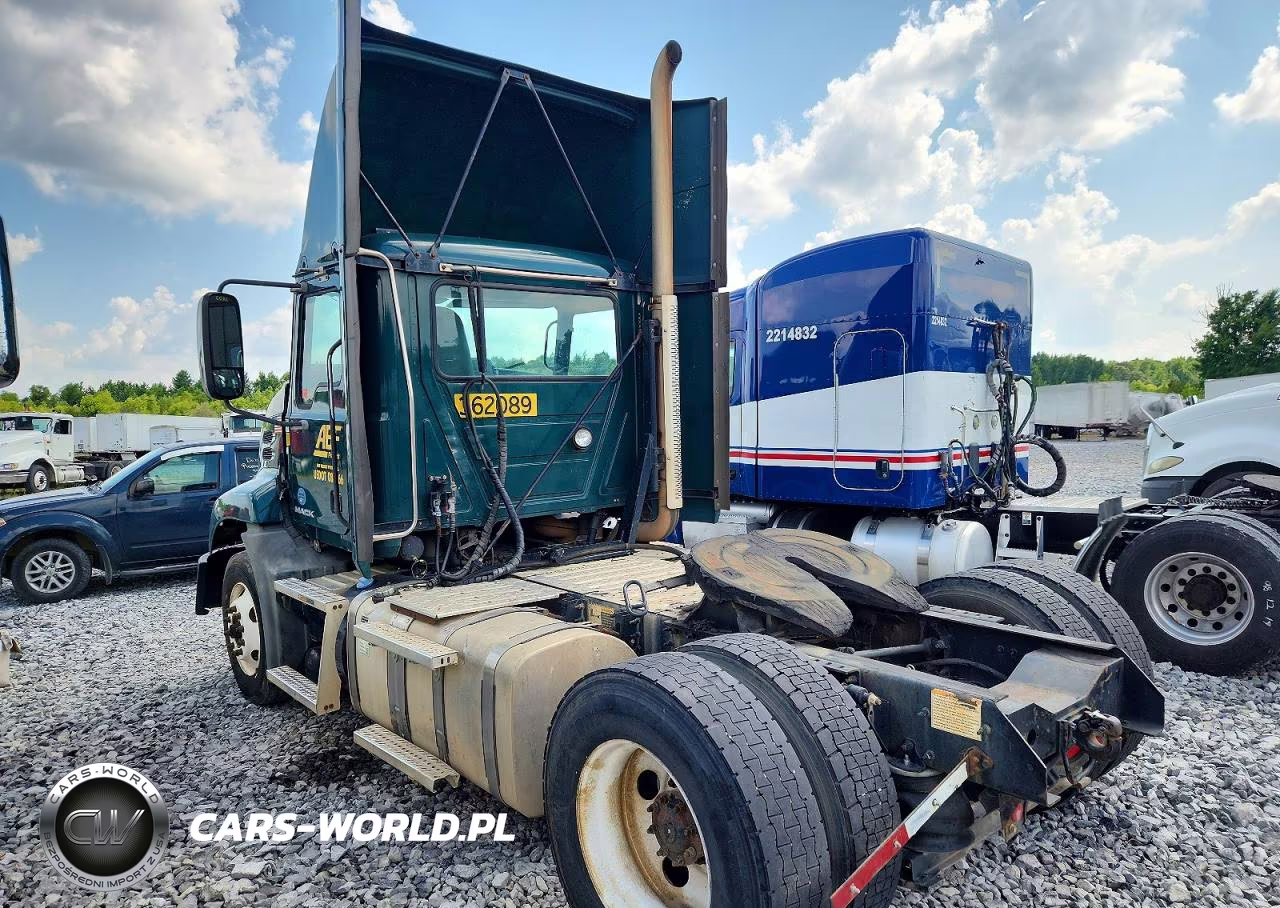 2017 Mack 600 Cxu600 VIN:1M1AW01X4HM009397 - 3