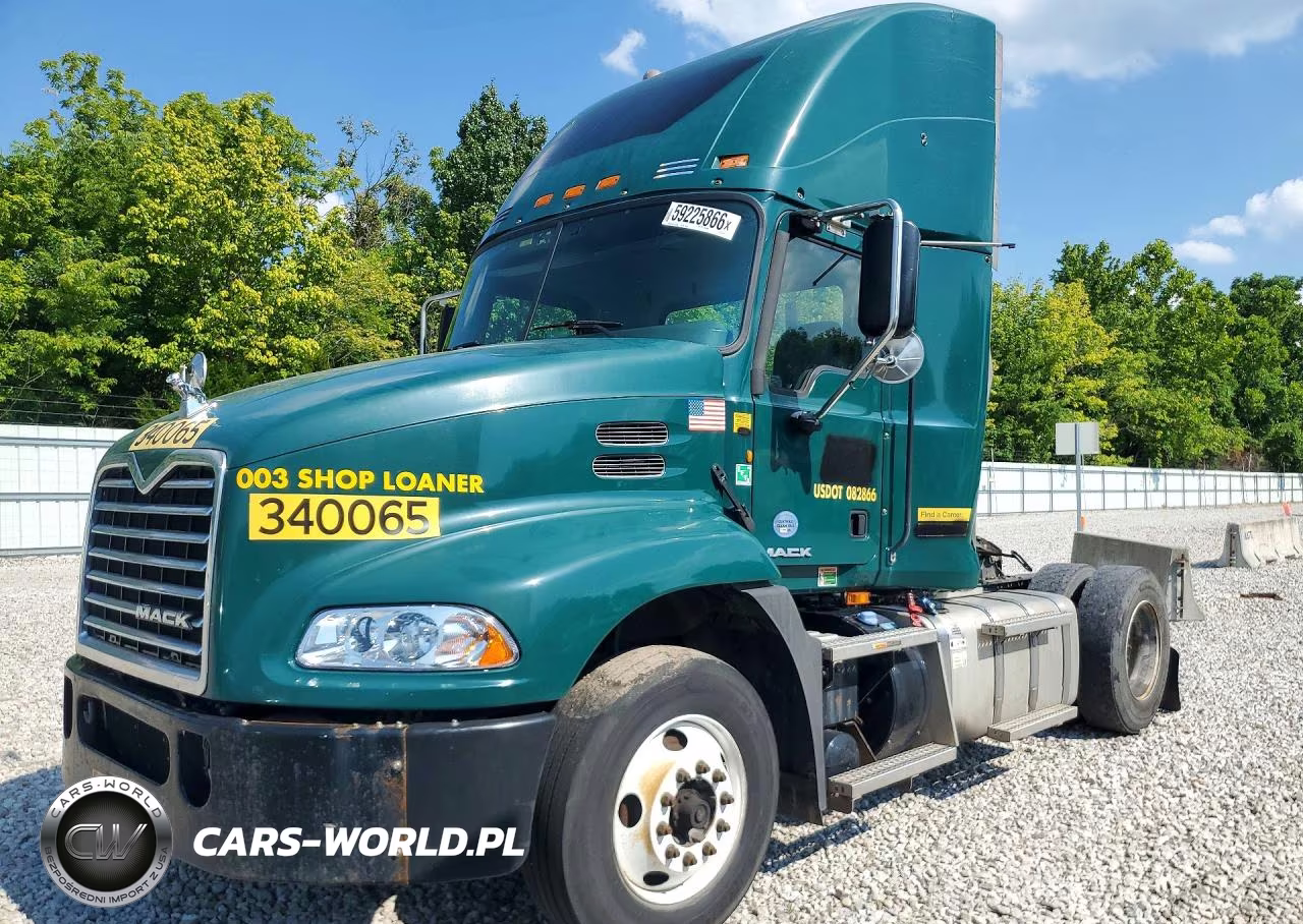 2015 Mack Cxu612 Semi Truck