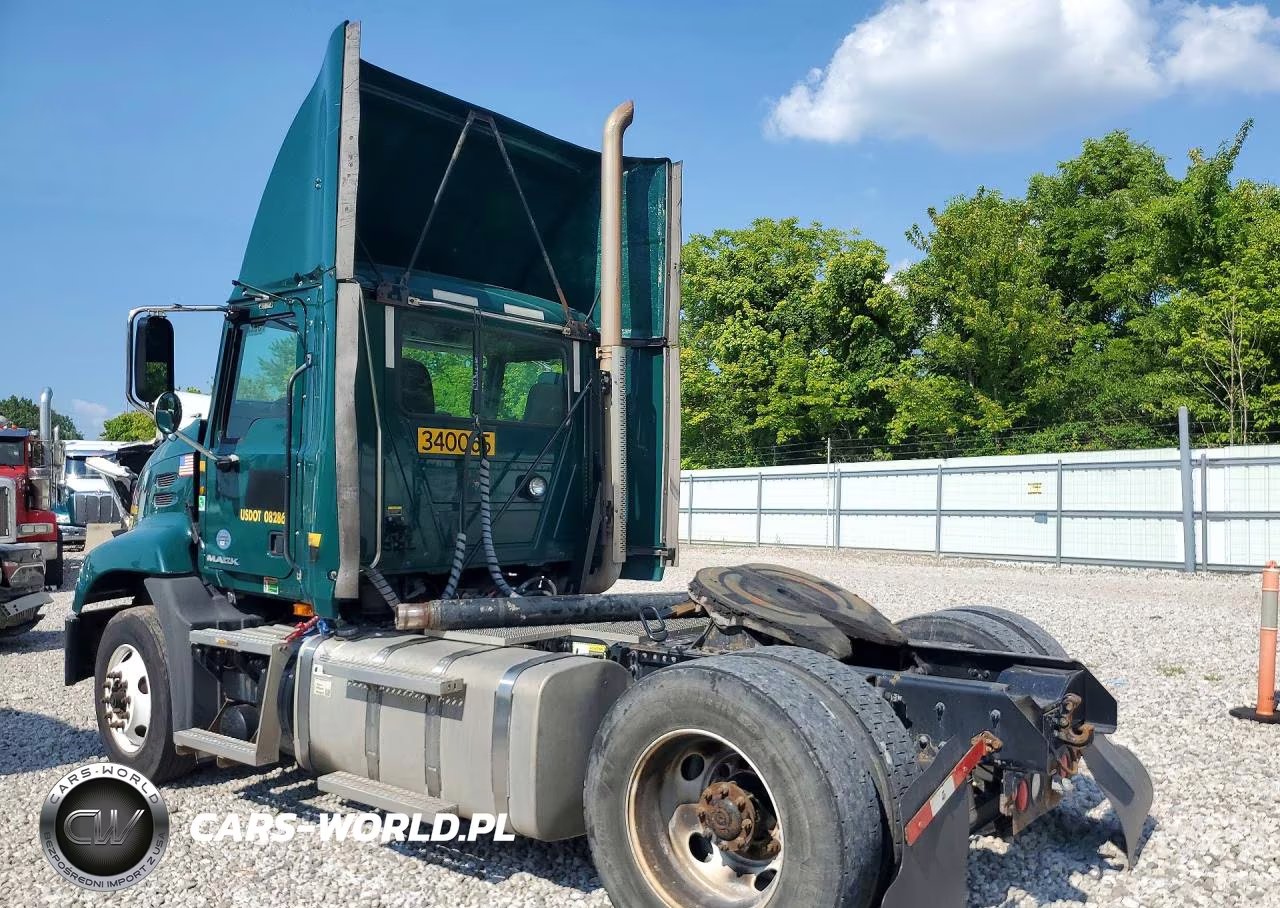 2015 Mack Cxu612 Semi Truck VIN:1M1AW01X0FM007398 - 2