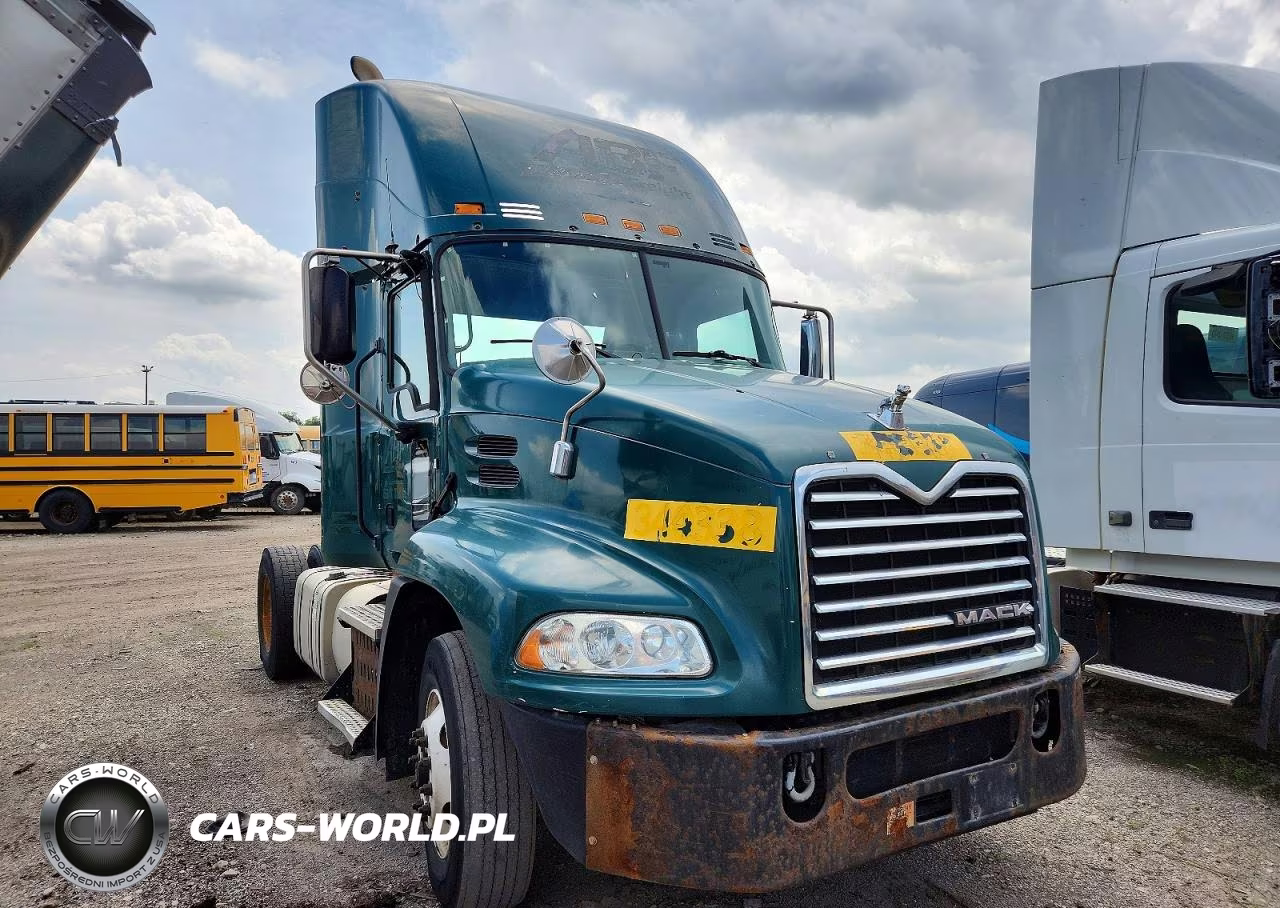 2015 Mack 600 Cxu600 – zdjęcie 1 z 10