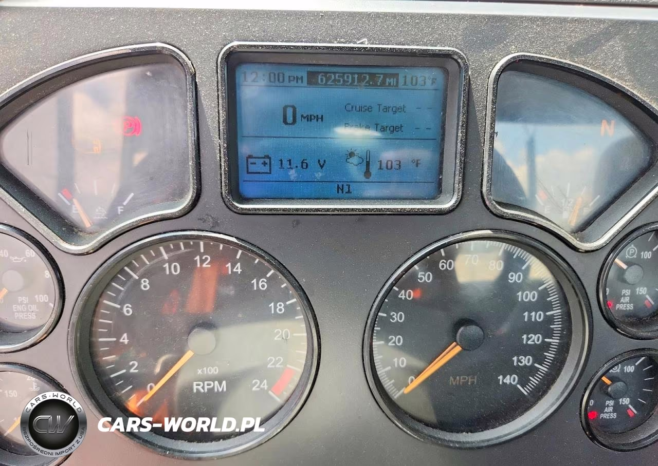 2018 Mack 600 Cxu600 VIN:1M1AW01X4JM010569 - 8