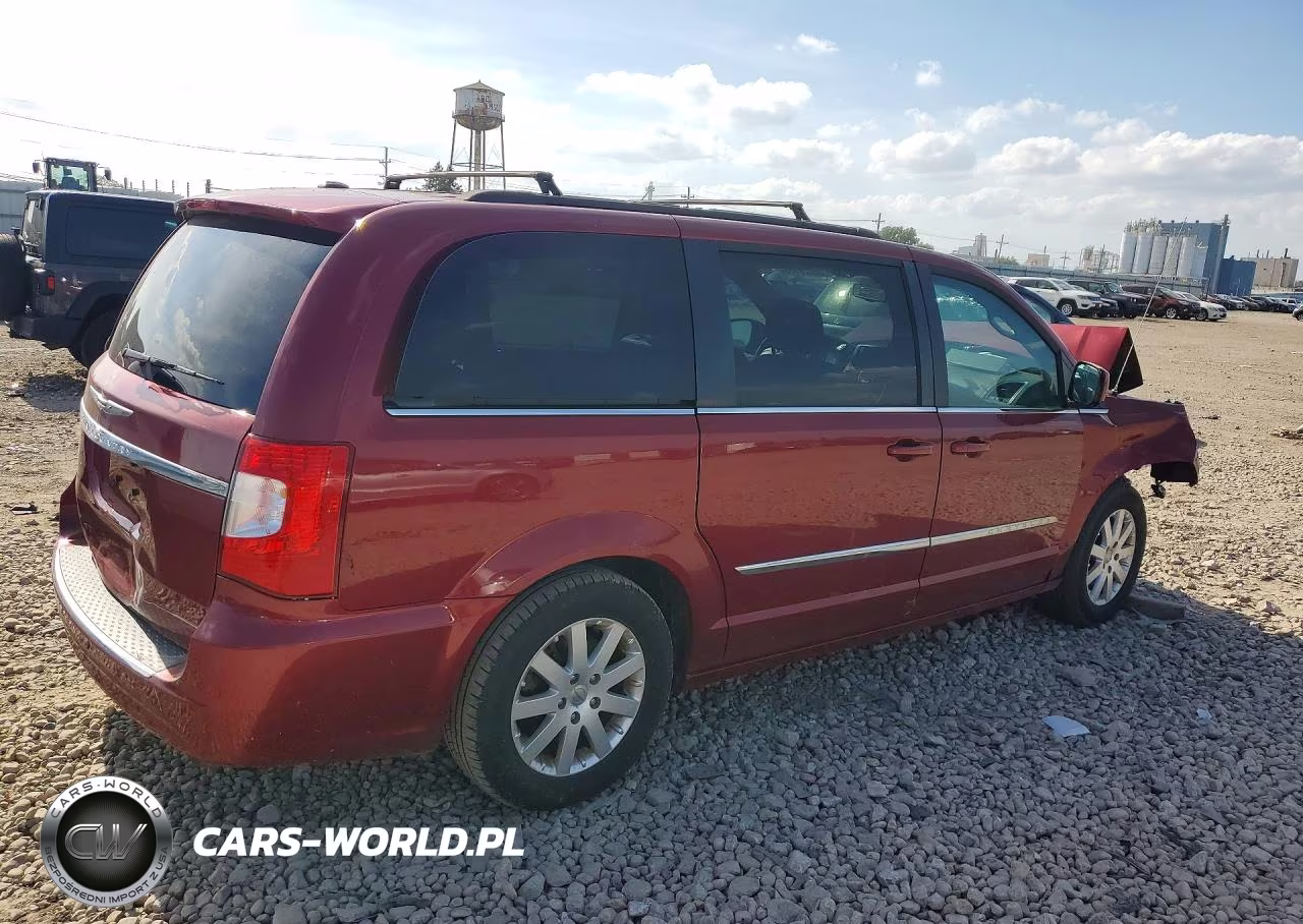 2016 Chrysler Town & Country Touring VIN:2C4RC1BG1GR294846 - 3