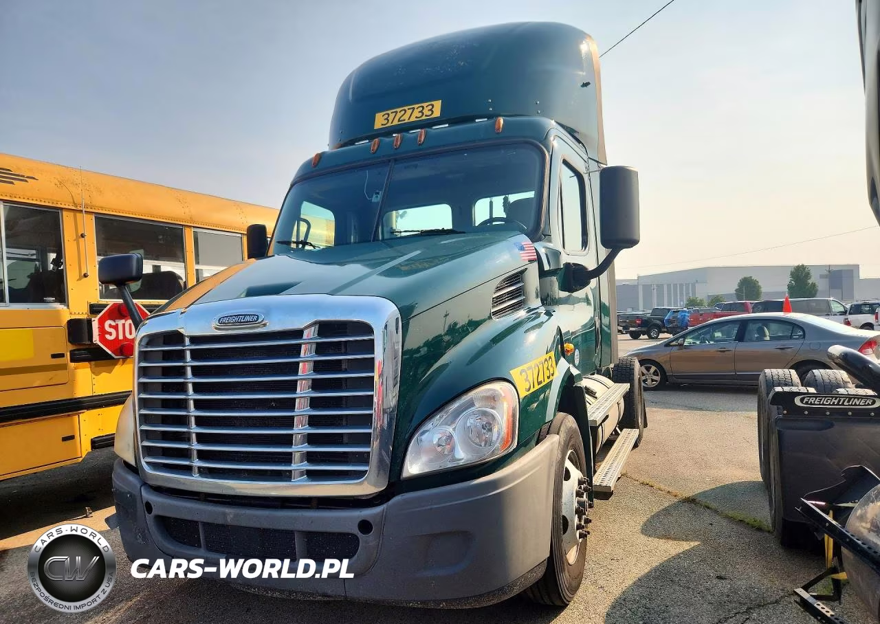 2018 Freightliner Cascadia 113