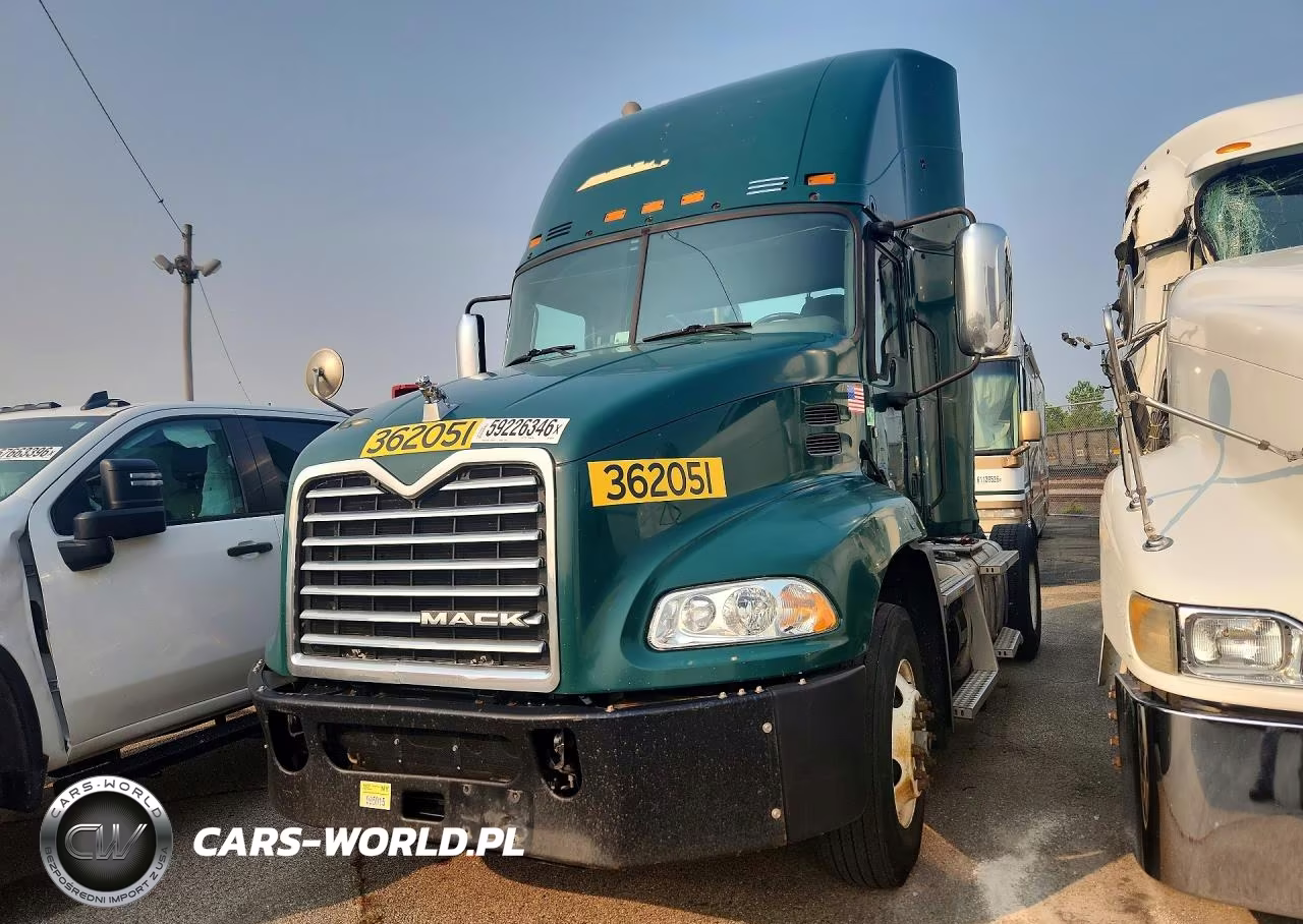 2017 Mack Cxu612 Semi Truck – zdjęcie 1 z 12