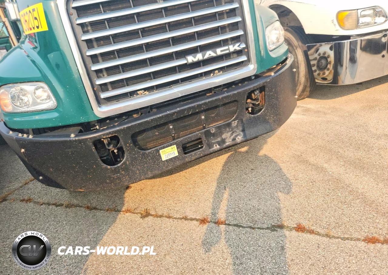 2017 Mack Cxu612 Semi Truck VIN:1M1AW01X7HM009359 - 12