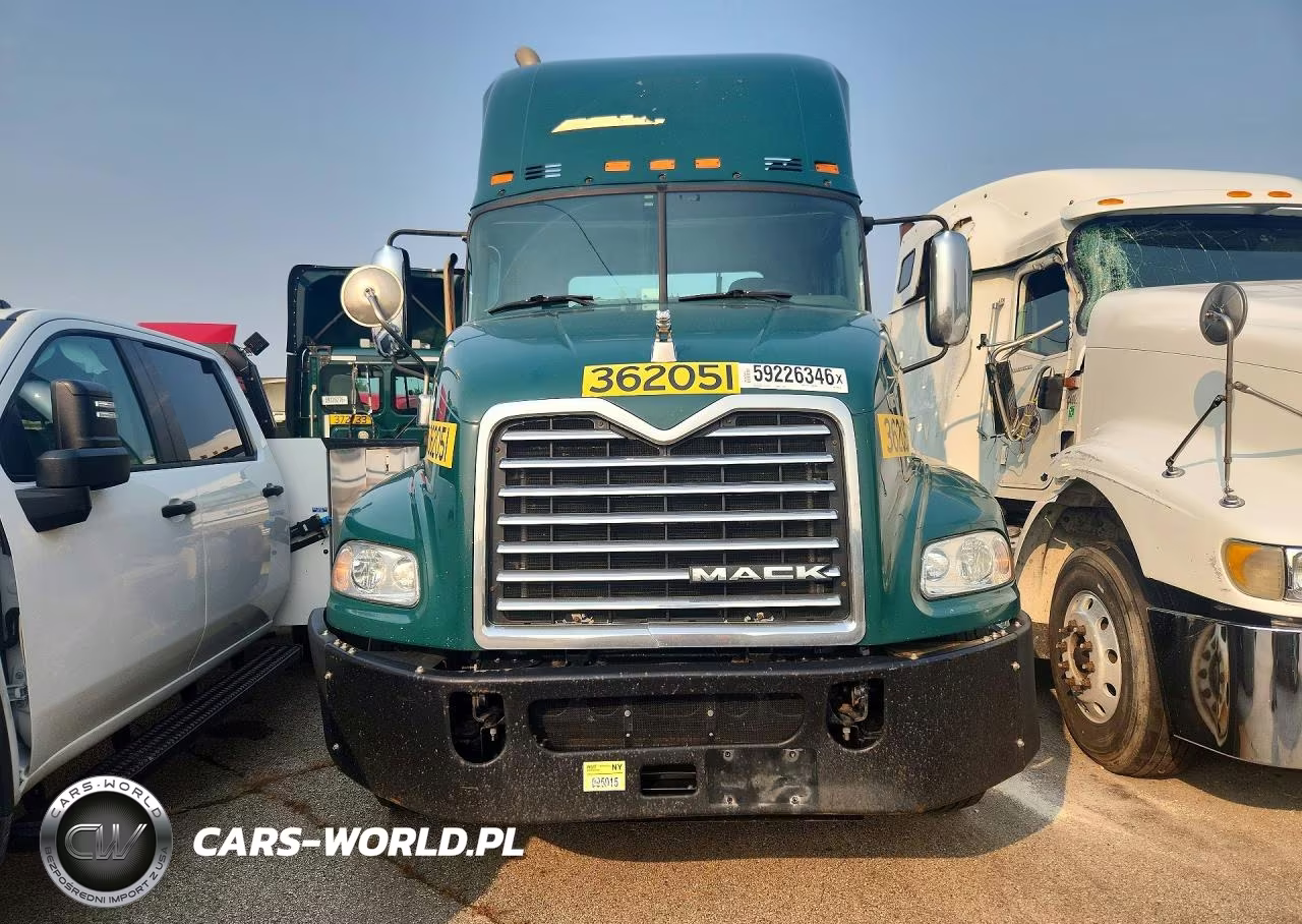 2017 Mack Cxu612 Semi Truck VIN:1M1AW01X7HM009359 - 5