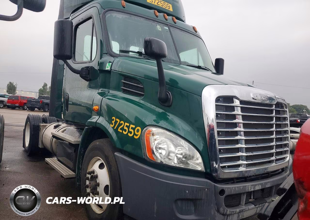 2018 Freightliner Cascadia 113 Semi Truck VIN:3AKBGADV9JSJL4387 - 4