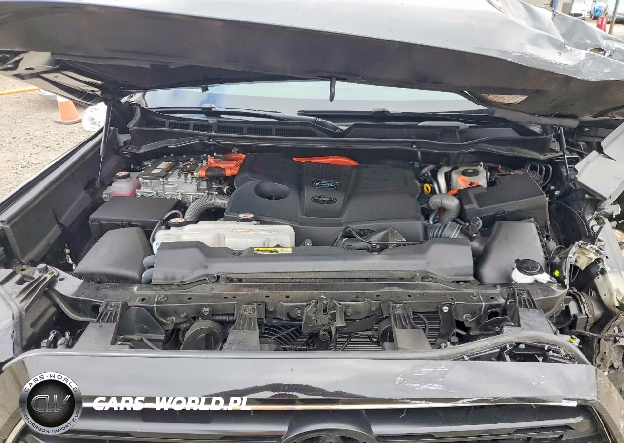 2025 Toyota Sequoia Sr5 VIN:7SVAAABAXSX071736 - 12