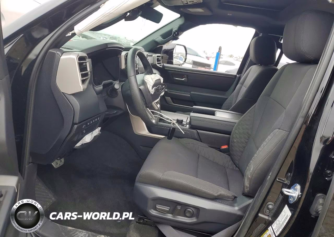 2025 Toyota Sequoia Sr5 VIN:7SVAAABAXSX071736 - 7