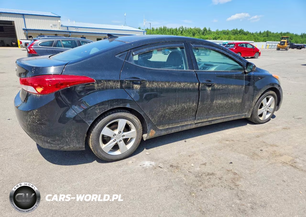 2013 Hyundai Elantra Gls VIN:5NPDH4AEXDH409482 - 3