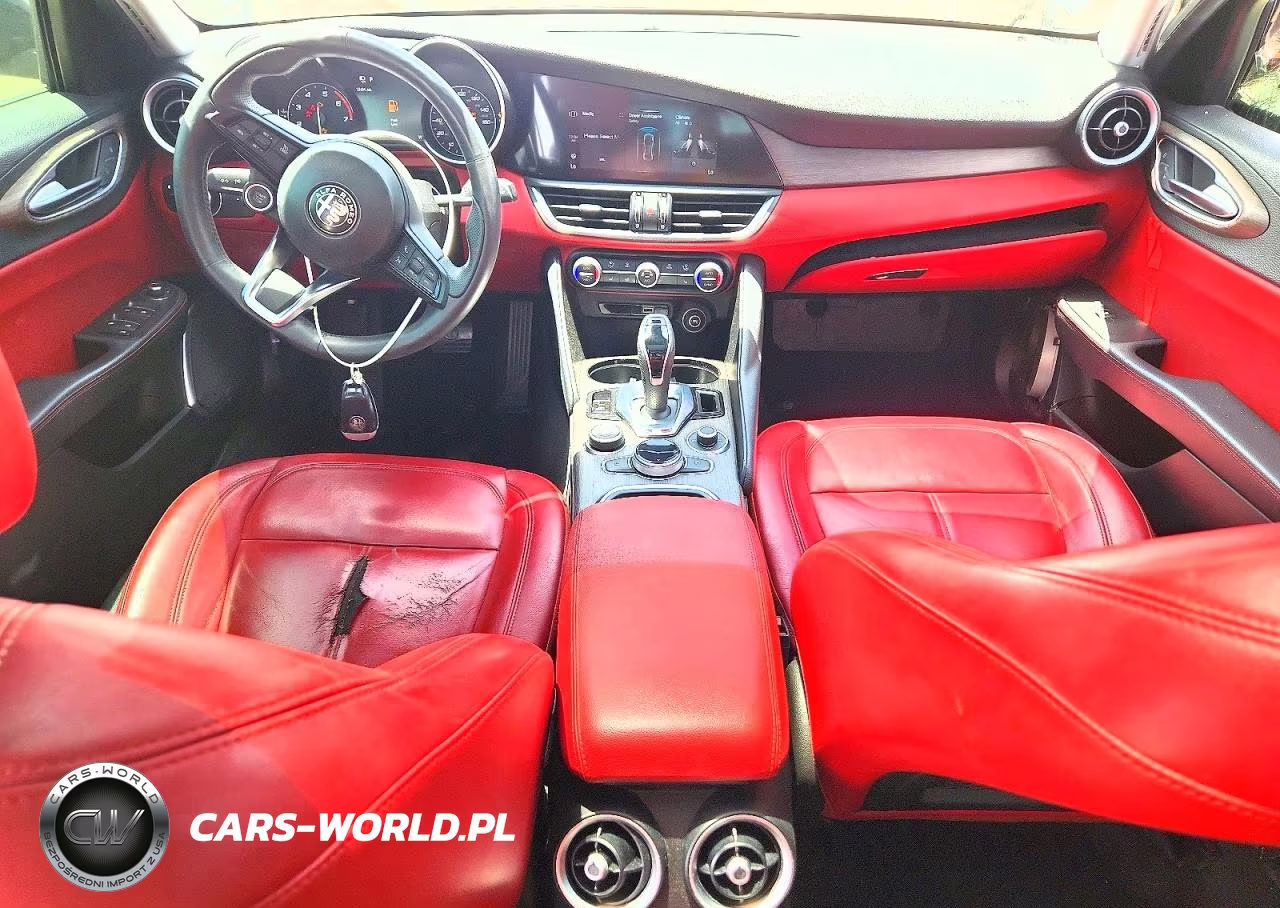 2020 Alfa Romeo Giulia Ti VIN:ZARFAMBN3L7626697 - 8