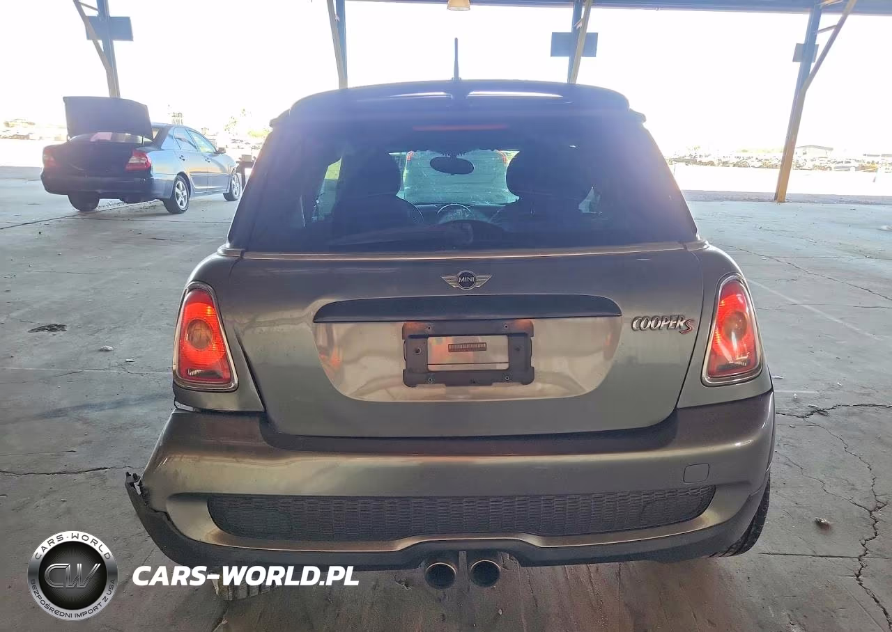 2008 Mini Cooper S VIN:WMWMF73528TT89358 - 6