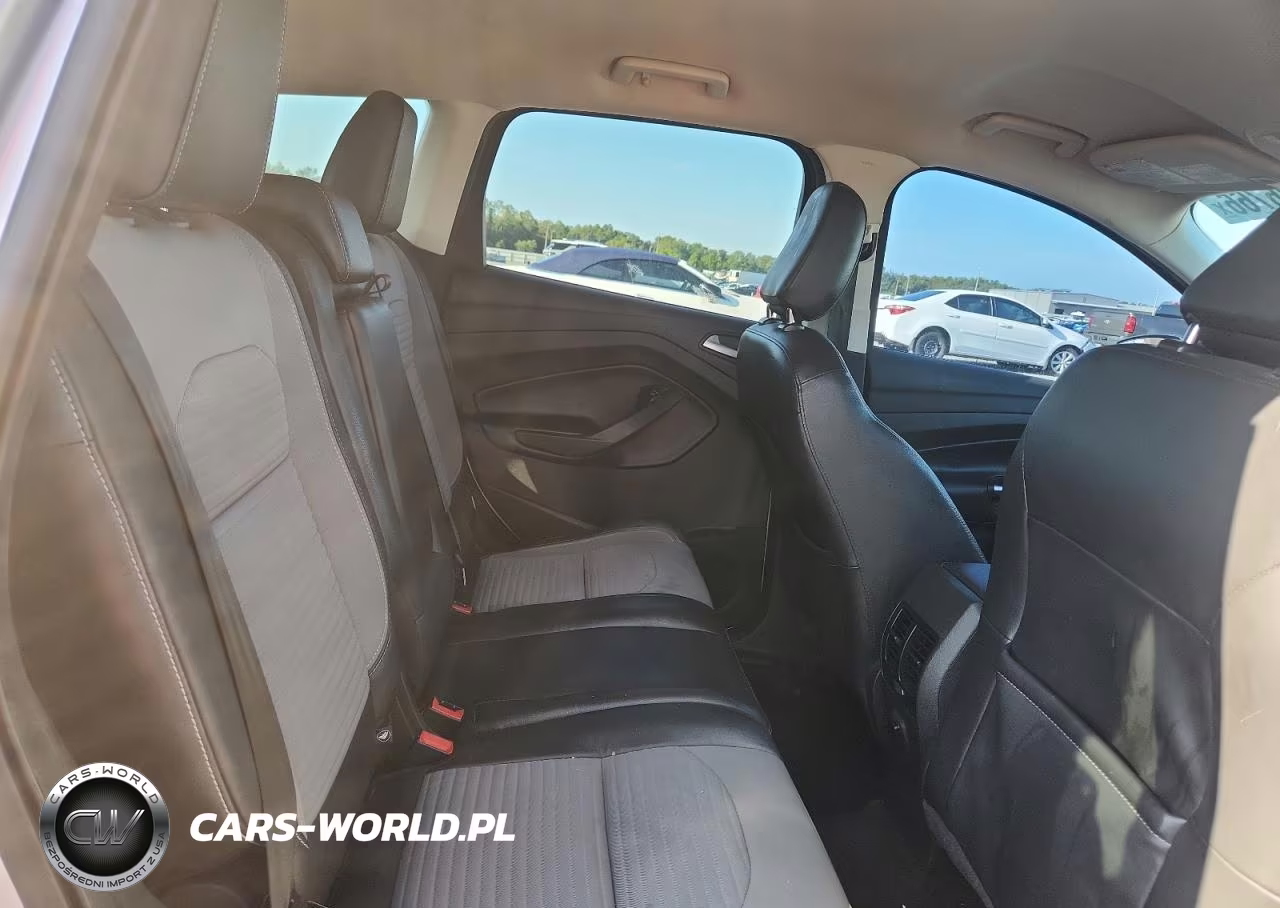 2019 Ford Escape Se VIN:1FMCU9GD8KUA64664 - 11
