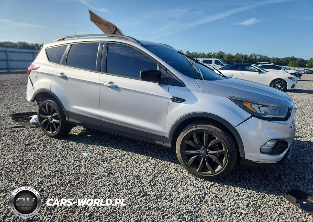 2019 Ford Escape Se VIN:1FMCU9GD8KUA64664 - 4