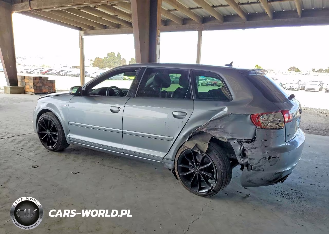2011 Audi A3 Premium Plus VIN:WAUKEAFM0BA026361 - 2