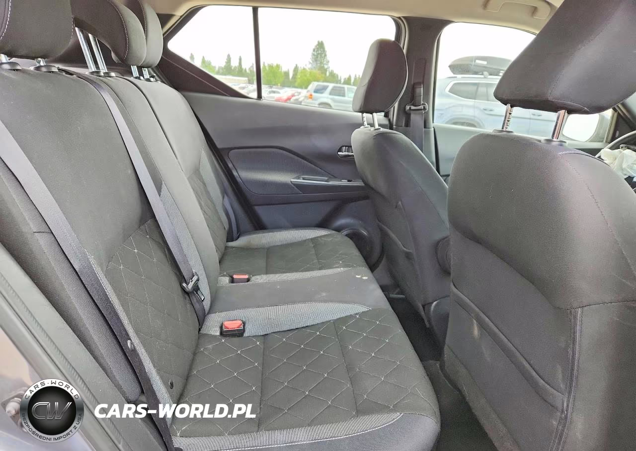 2019 Nissan Kicks Sv VIN:3N1CP5CUXKL524835 - 10