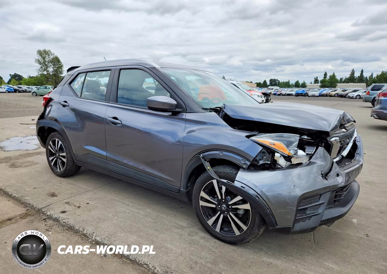 2019 Nissan Kicks Sv VIN:3N1CP5CUXKL524835 - 4