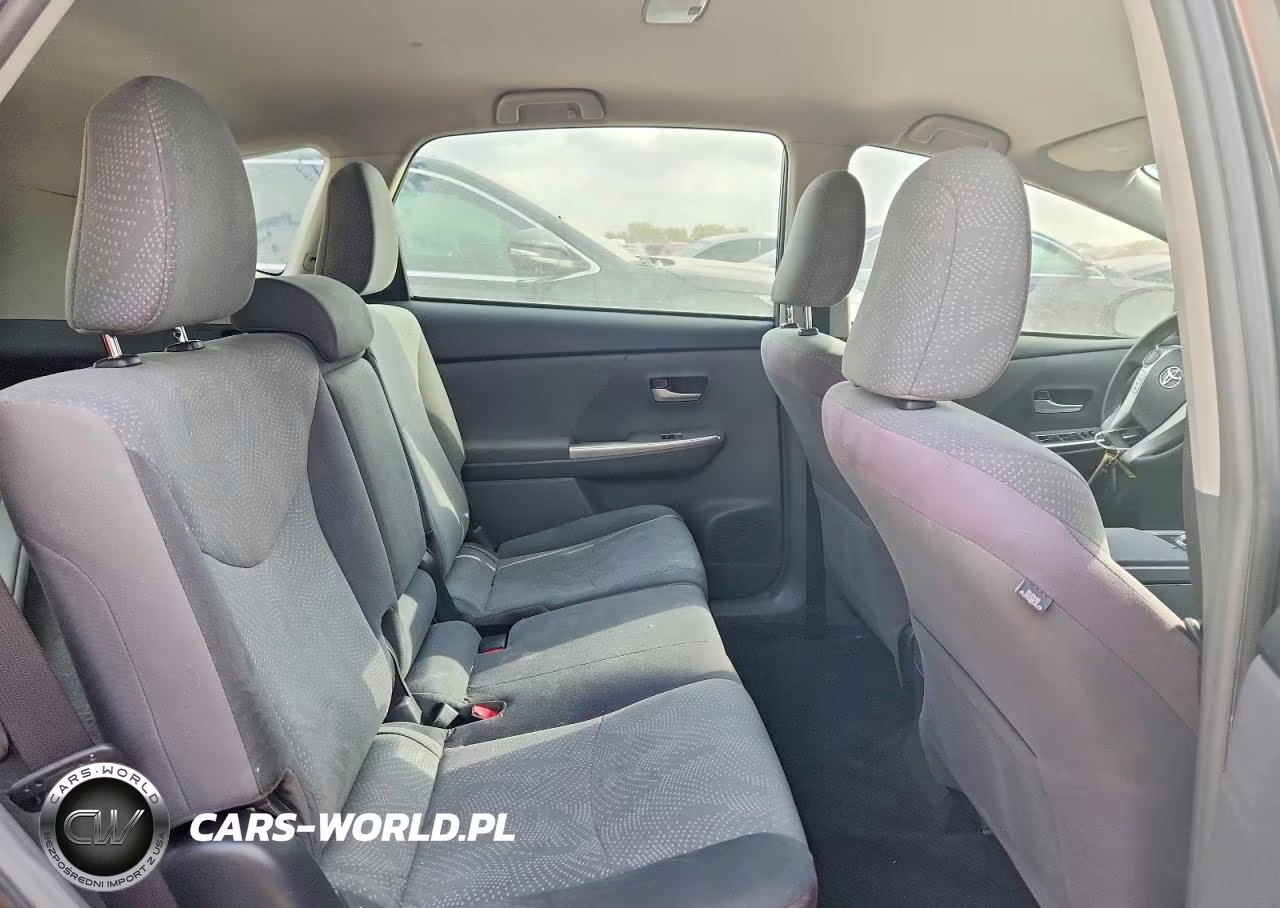 2012 Toyota Prius V Three VIN:JTDZN3EUXC3042779 - 10