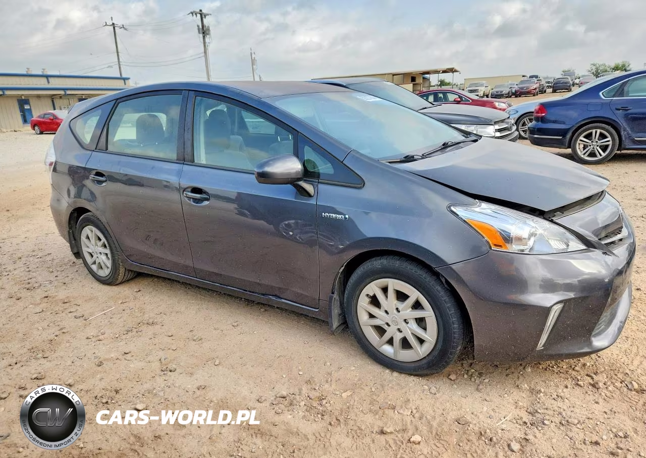 2012 Toyota Prius V Three VIN:JTDZN3EUXC3042779 - 4