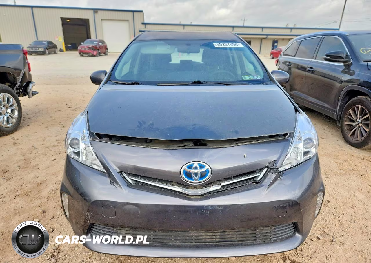 2012 Toyota Prius V Three VIN:JTDZN3EUXC3042779 - 5
