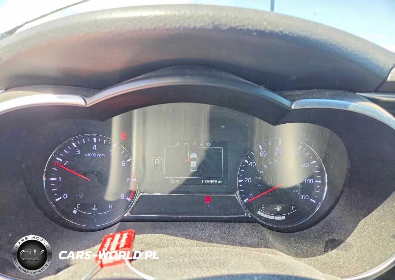 2015 Kia Optima Sx VIN:5XXGR4A61FG395893 - 9