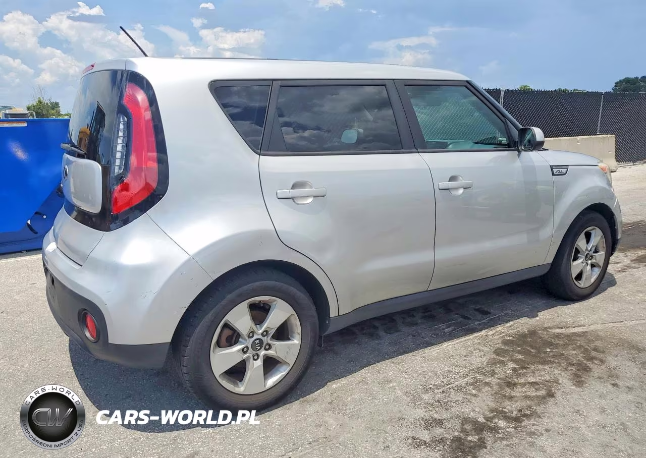 2018 Kia Soul Base VIN:KNDJN2A2XJ7619599 - 3