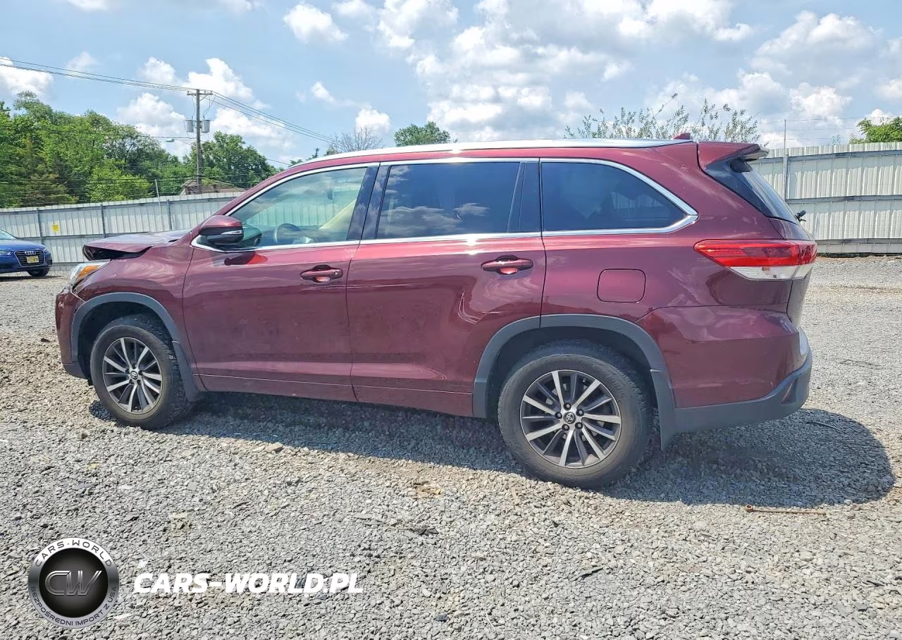 2017 Toyota Highlander VIN:5TDJZRFH9HS400224 - 2