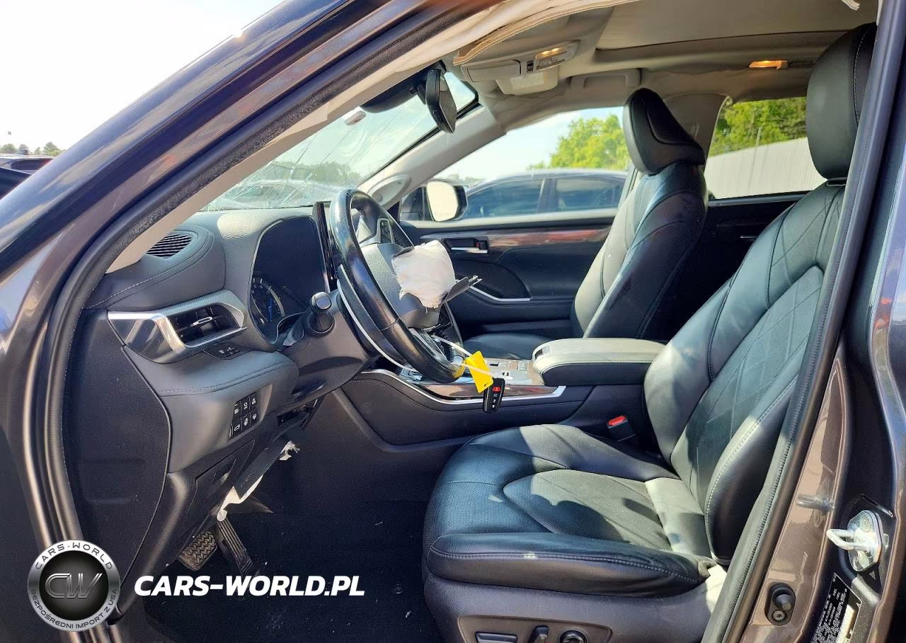 2022 Toyota Highlander Hybrid Platinum VIN:5TDEBRCH6NS092113 - 7