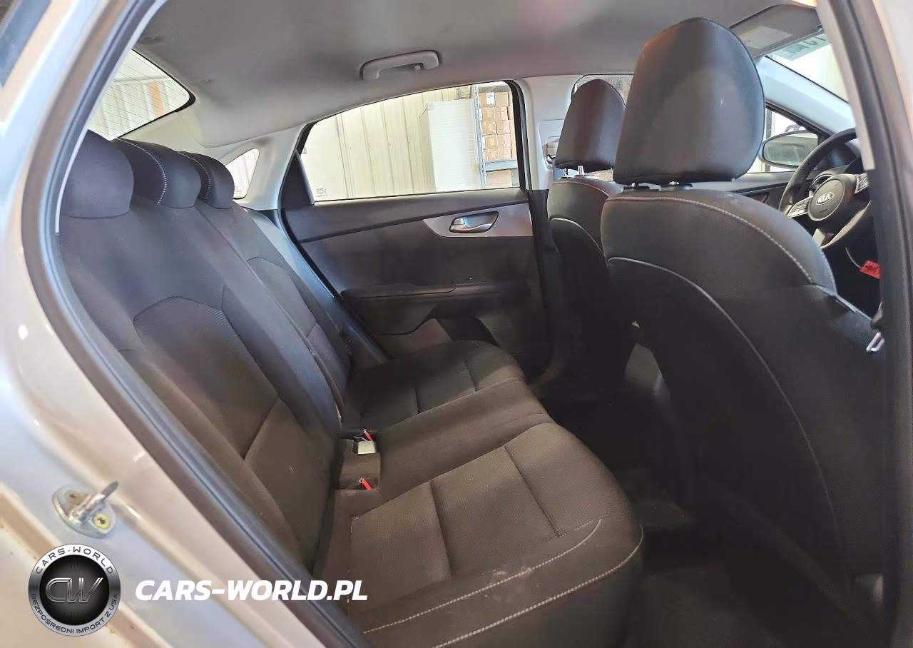 2021 Kia Forte Lxs VIN:3KPF24AD8ME362779 - 10