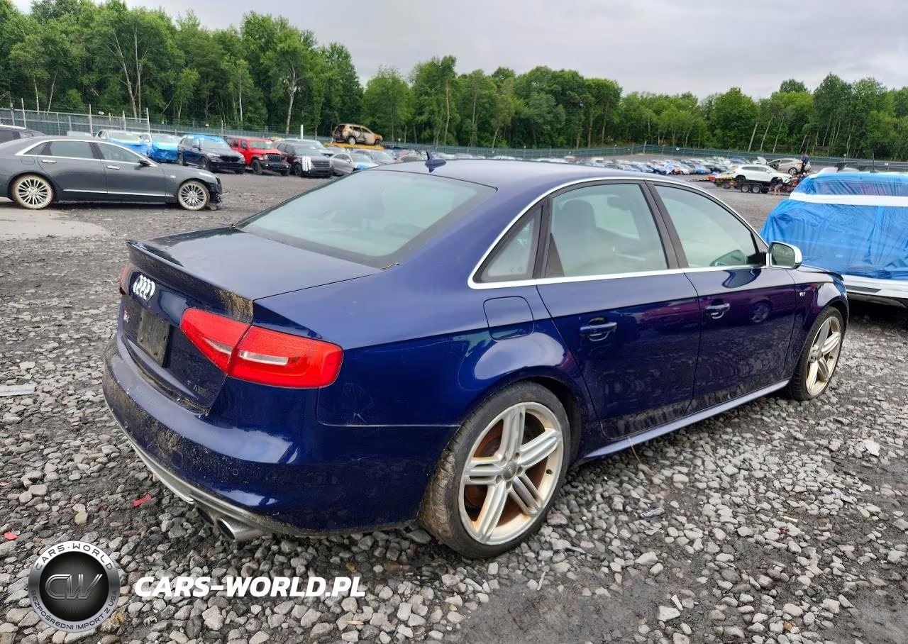 2013 Audi S4 Prestige VIN:WAUKGAFL3DA159670 - 3