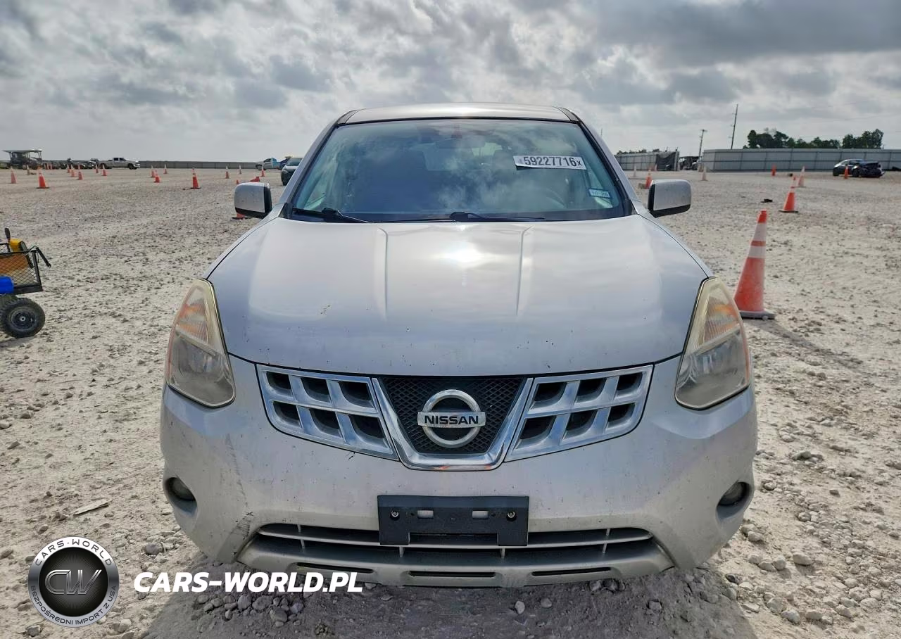 2013 Nissan Rogue S VIN:JN8AS5MTXDW038973 - 5